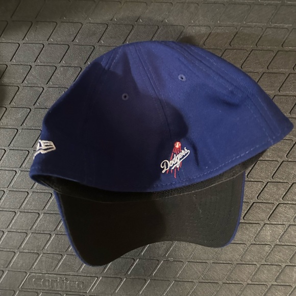 Hat - Picture 2 of 2